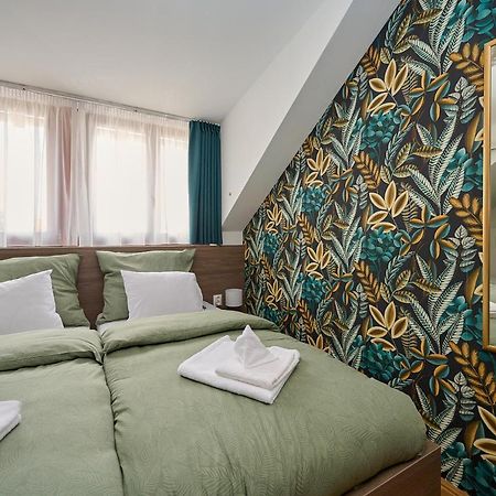 Rooms 松博特海伊 外观 照片
