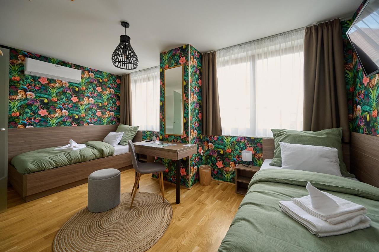 Rooms 松博特海伊 外观 照片