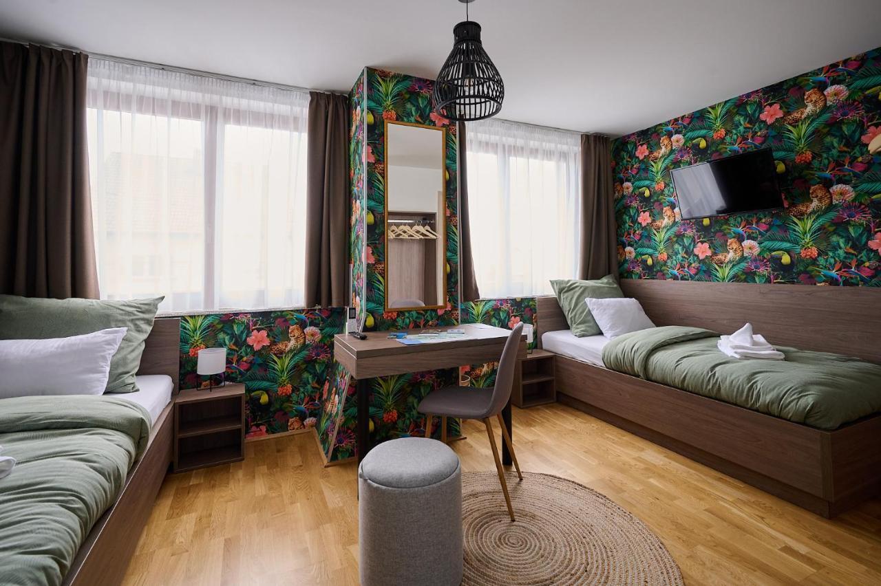 Rooms 松博特海伊 外观 照片